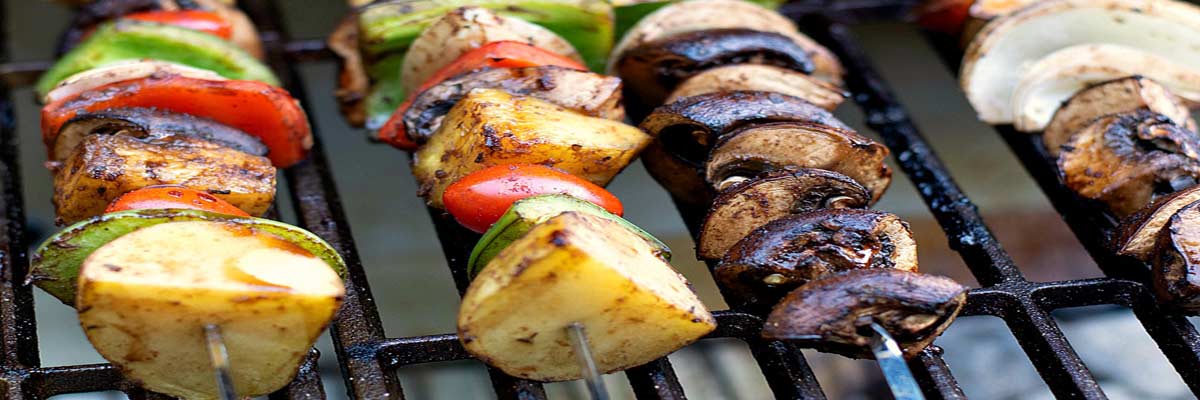 roasting vegetables on the grill